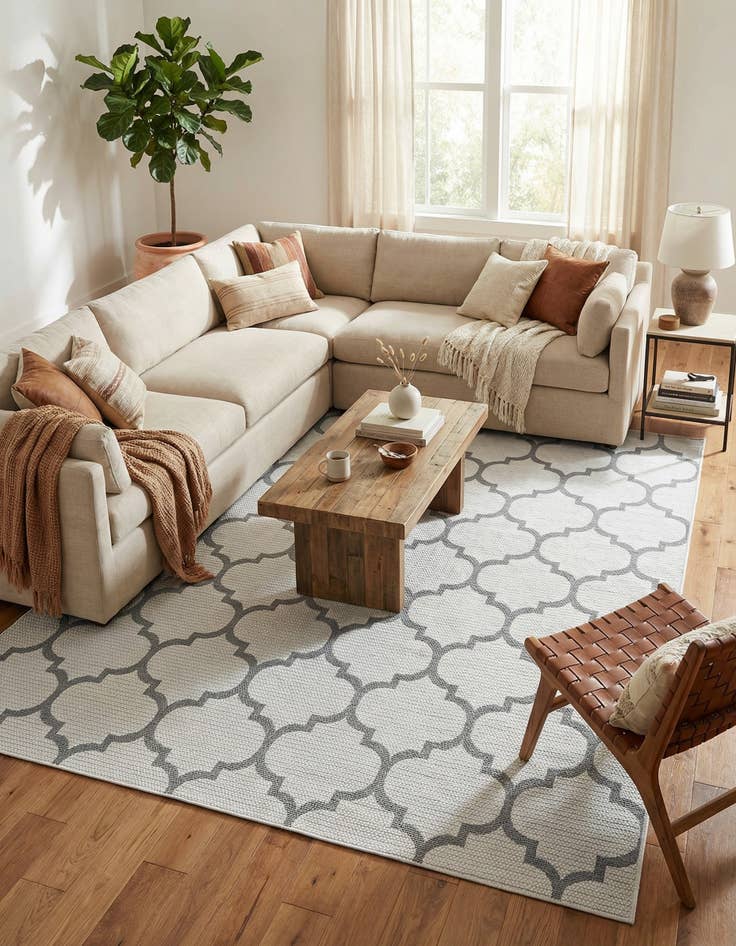 Detail image of 7' 5 x 10' Georgia Rug