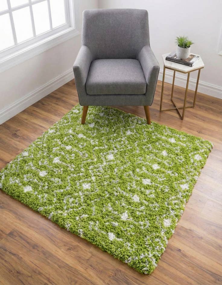 Detail image of 4' x 4' Moroccan Trellis Shag Square Rug