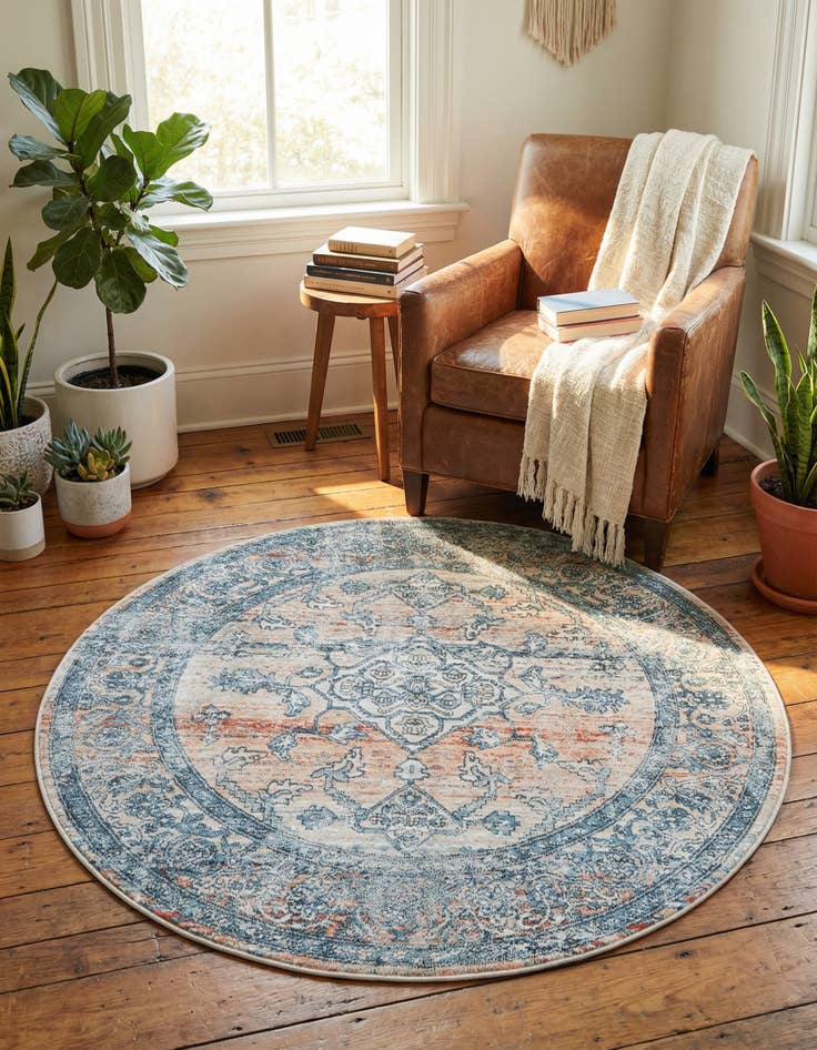 Detail image of 4' x 4' Newport Round Rug