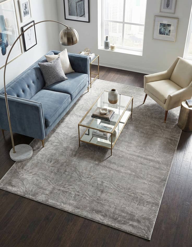 Detail image of 7' x 10'  Marilyn Monroe&trade; Glam Dahlia Rug