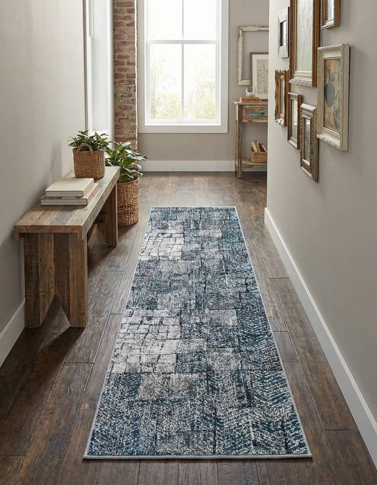 Detail image of 2' x 6' Valencia Runner Rug