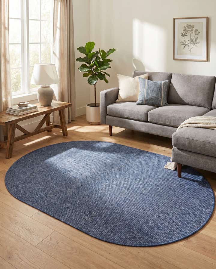 4' x 6' Easy-Clean Solid Indoor / Outdoor Oval Rug