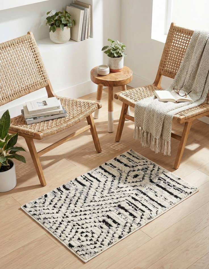 Detail image of 2' x 3' Tagine Rug