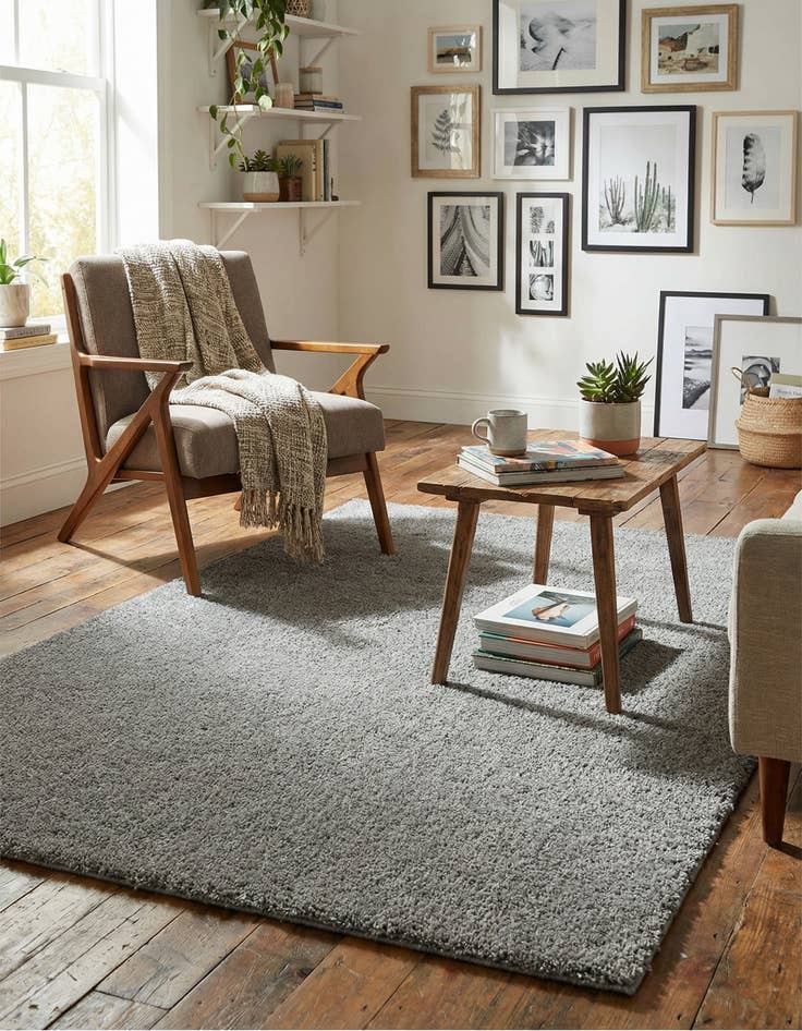 Detail image of 5' 3 x 7' 7 Solid Frieze Rug