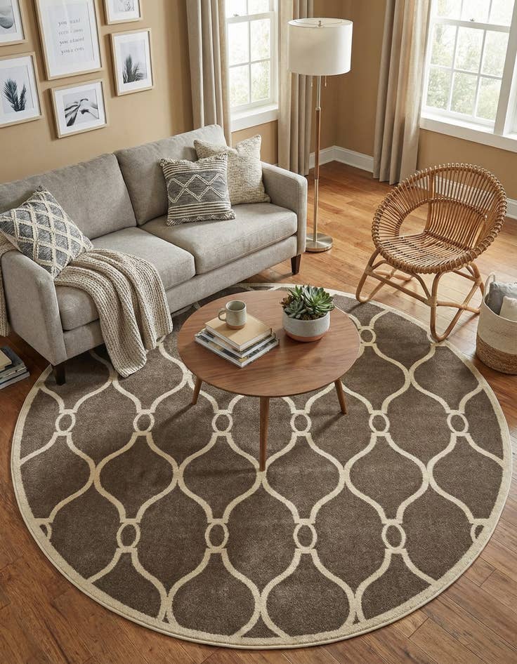 Detail image of 8' x 8' Lattice Round Rug