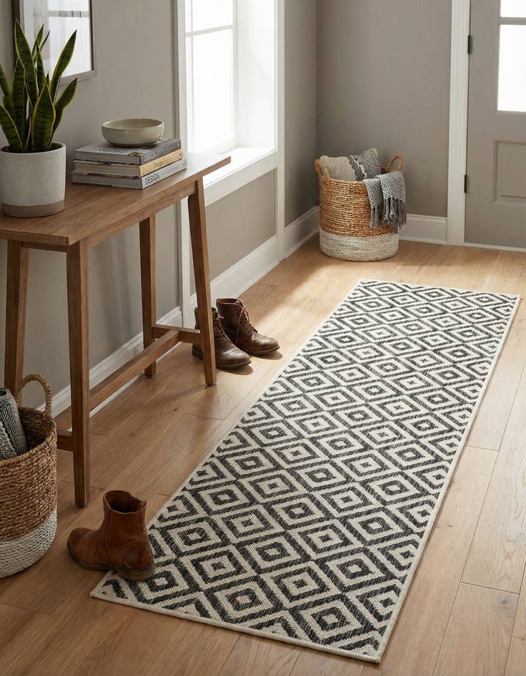 Detail image of 2' x 6' Washable Jill Zarin Costa Rica Indoor / Outdoor Runner Rug