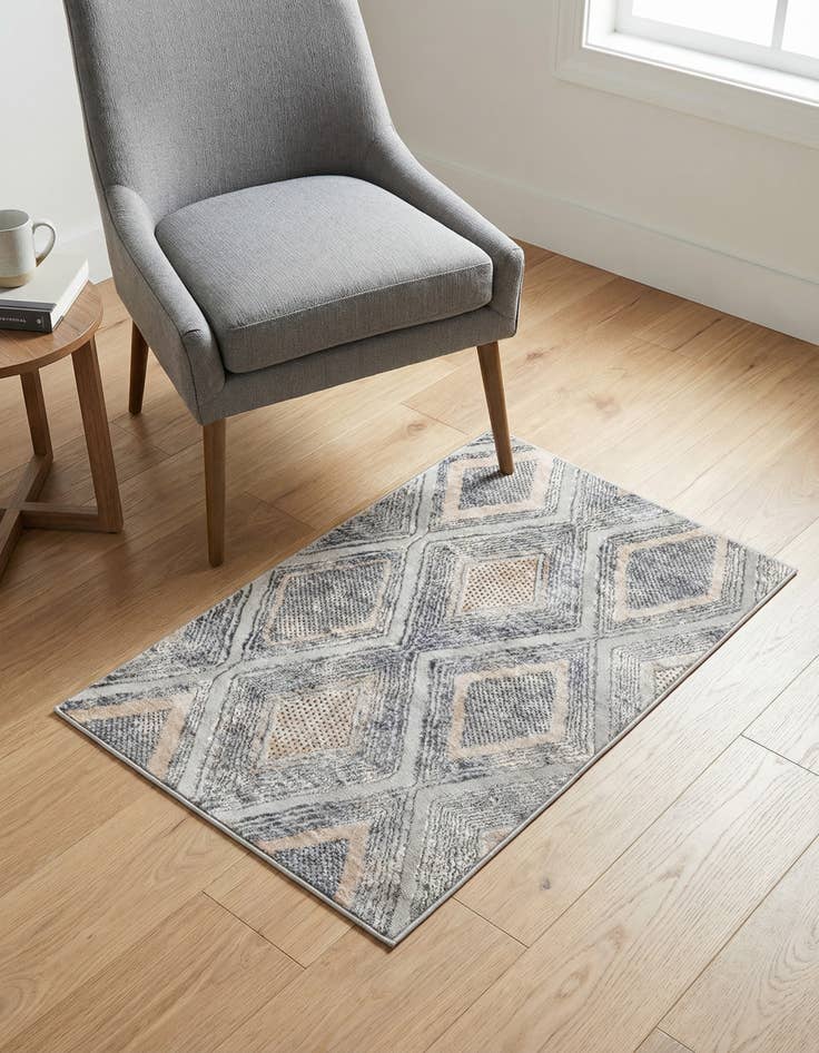 Detail image of 2' x 3' Caspian Rug