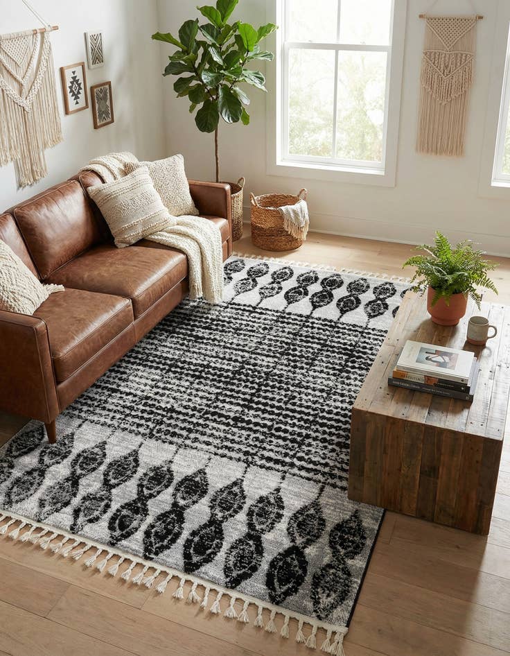 Detail image of 5' 3 x 8' Cherokee Rug