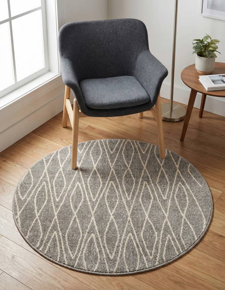 Detail image of 3' 3 x 3' 3 Tangier Round Rug