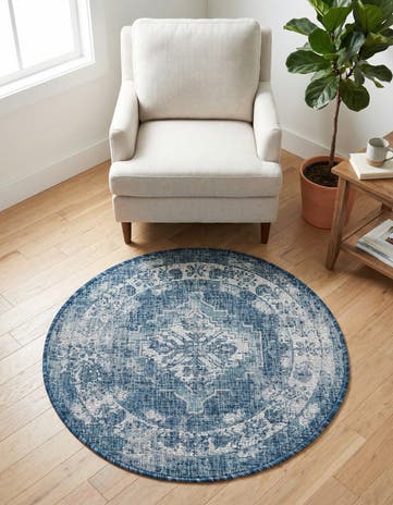 3' x 3' Easy-Clean Traditional Indoor / Outdoor Round Rug