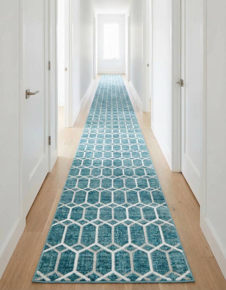 Detail image of 3' x 19' 8 Lattice Trellis Runner Rug