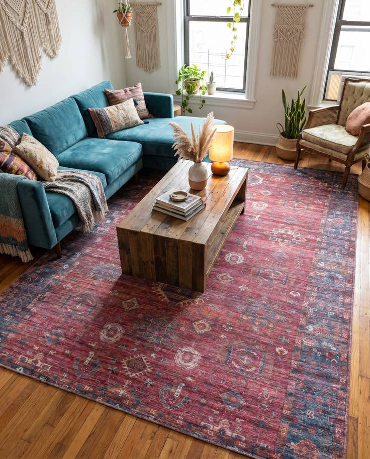 Detail image of 7' 3 x 10' Washable Maahru Rug