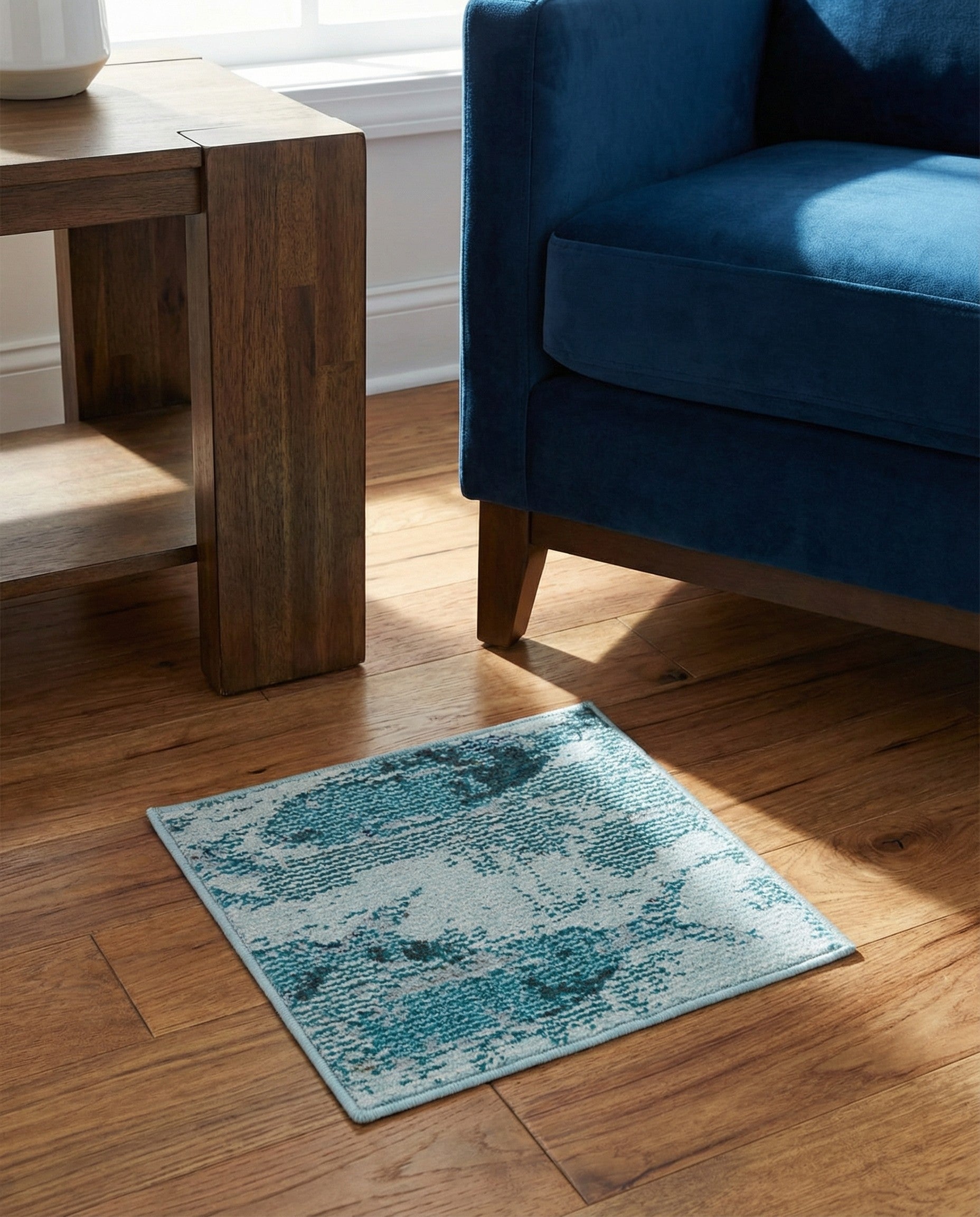 1' 4 x 1' 4 Washable Amalfi Sample Rug