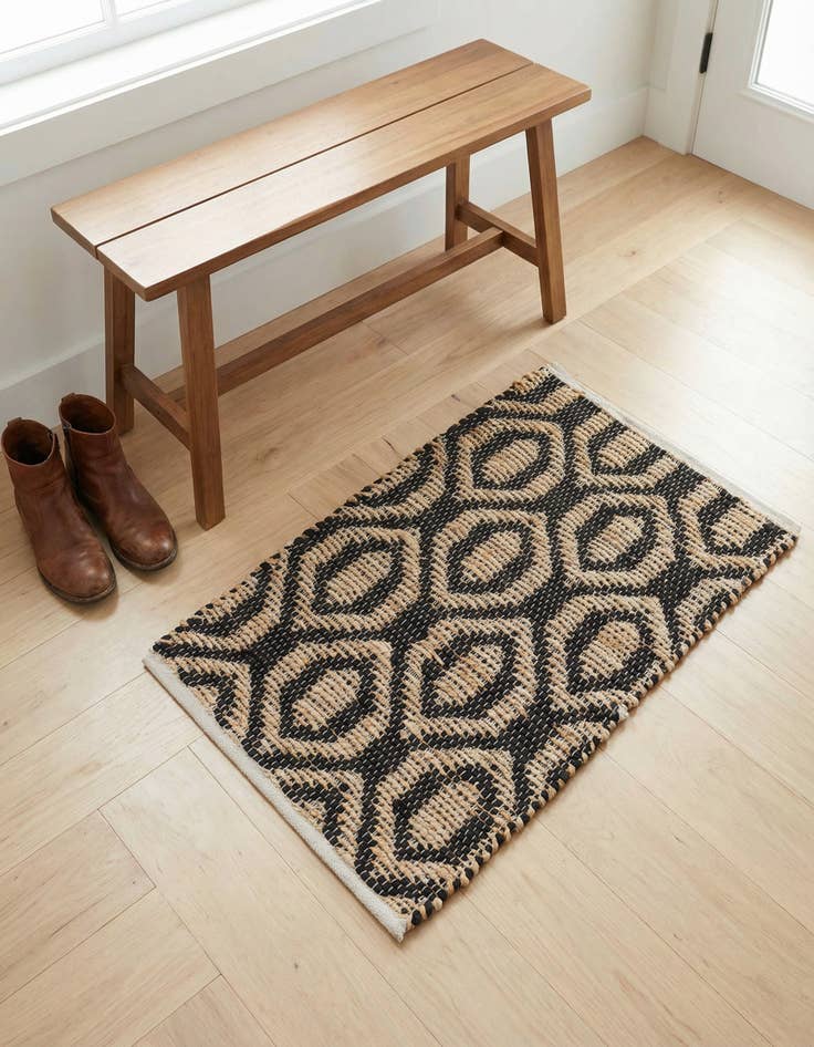 Detail image of 2' x 3' 1  Hand Woven Chindi Jute Rug