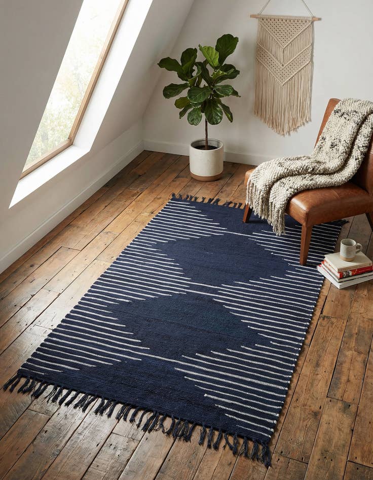 Detail image of 4' 1 x 6' 1  Hand Woven Chindi Cotton Rug