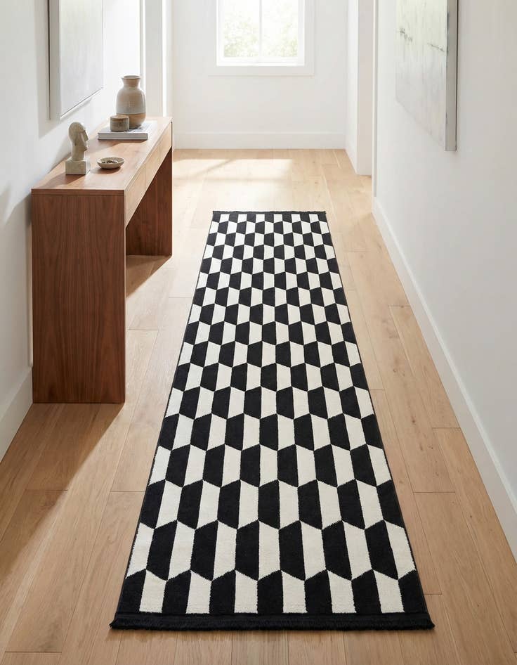 Detail image of 2' x 8' Milano Runner Rug