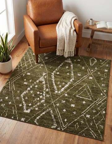 Green Grand Tradition Square Rug