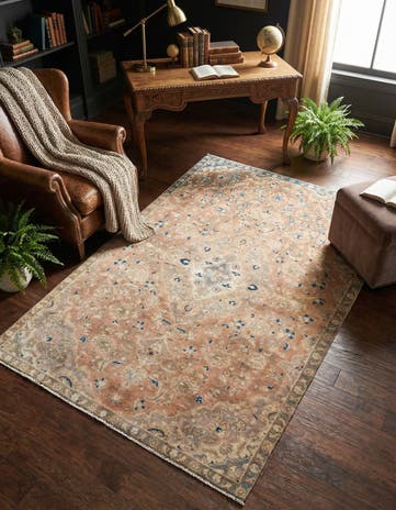 4' 3 x 6' 9 Hamedan Rug