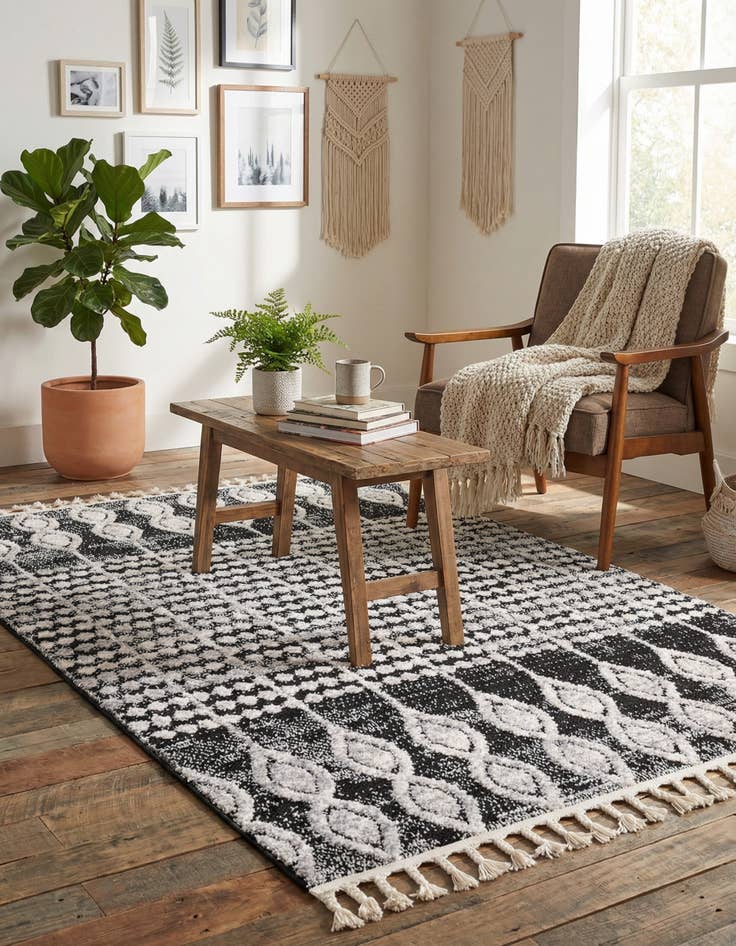 Detail image of 4' x 6' Cherokee Rug