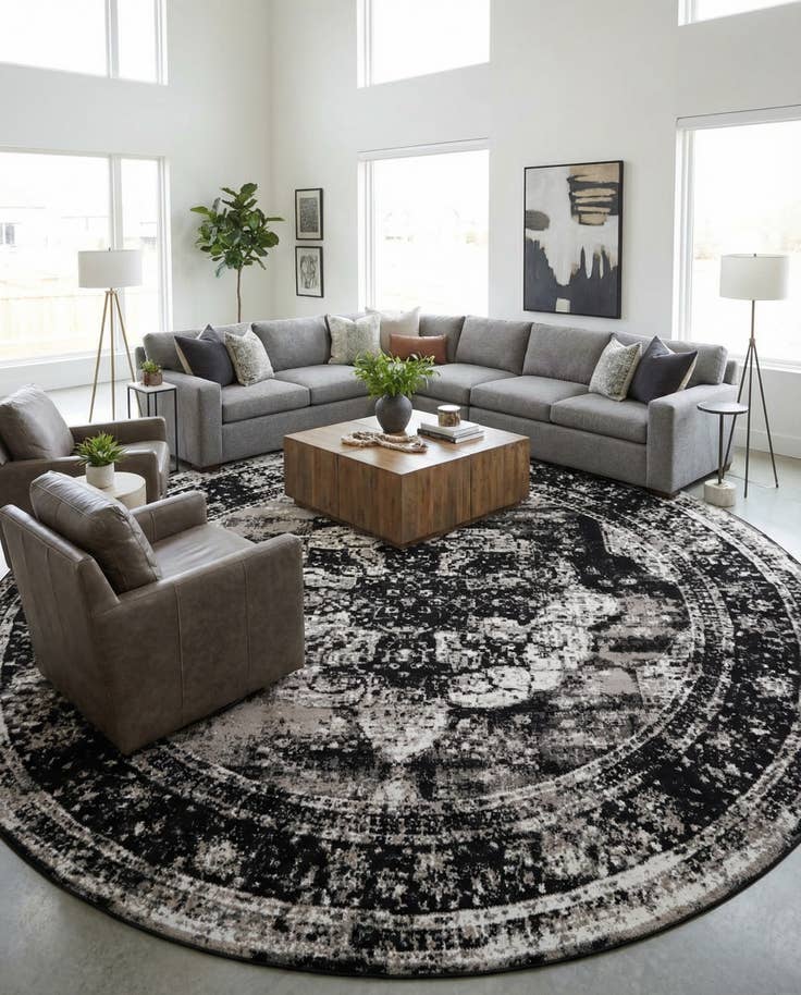 Detail image of 13' x 13' Monte Carlo Round Rug