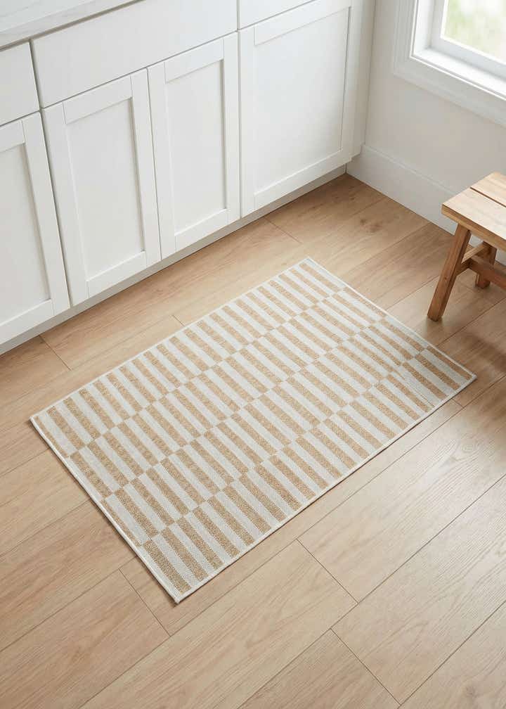 2' x 3' Easy-Clean Striped Indoor / Outdoor Rug