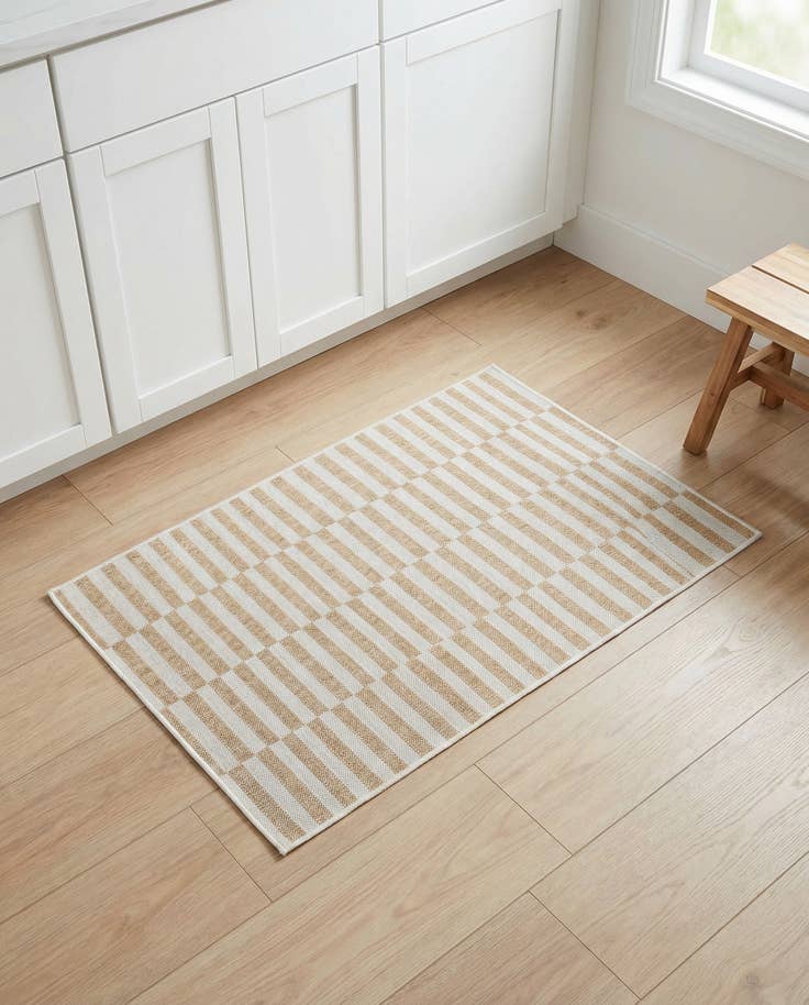 Detail image of 2' x 3' Easy-Clean Striped Indoor / Outdoor Rug
