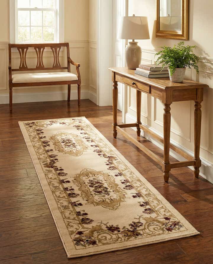 2' x 6' Classic Aubusson Runner Rug