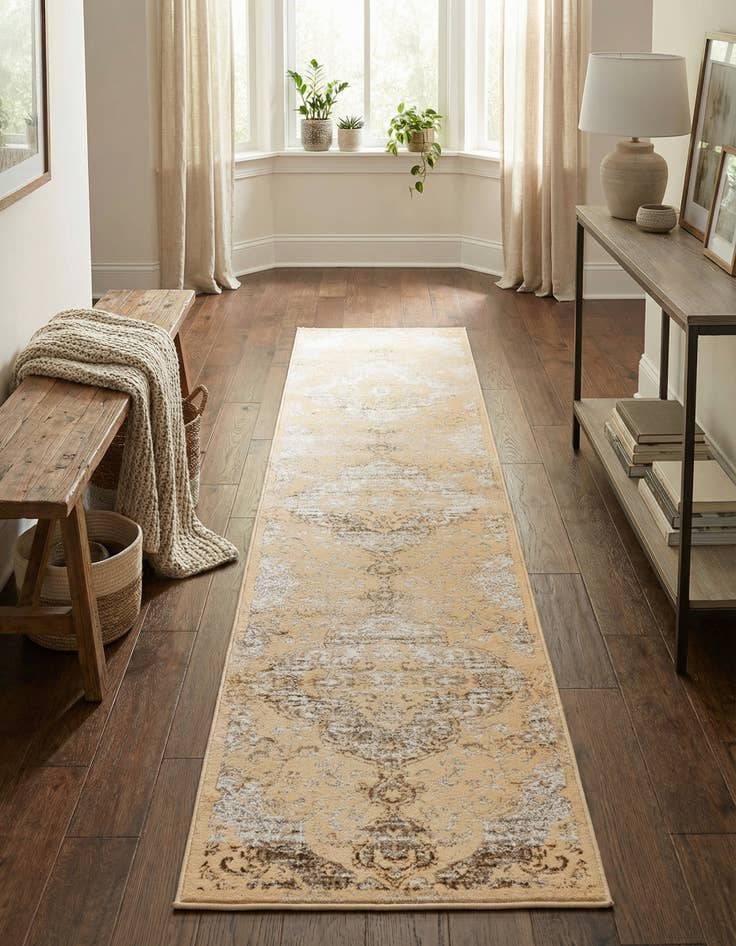 Detail image of 2' x 9' 10 Highbury Runner Rug