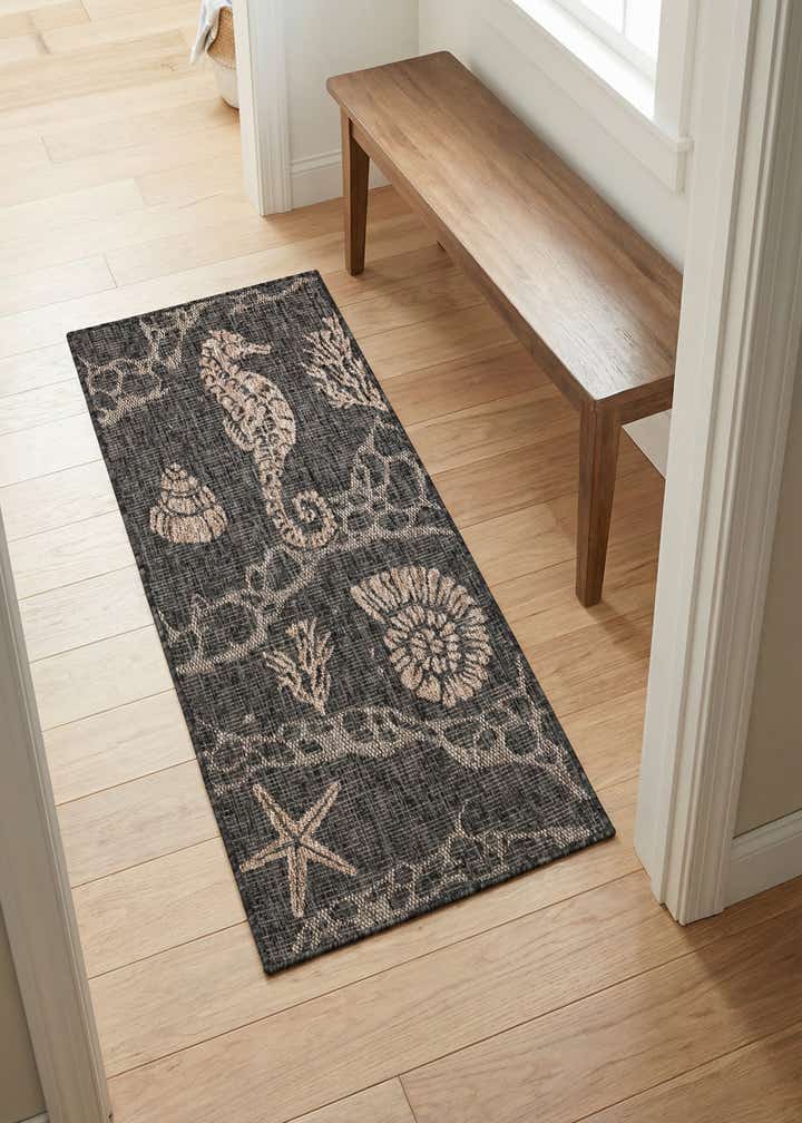2' x 4' Easy-Clean Coastal Indoor / Outdoor Runner Rug