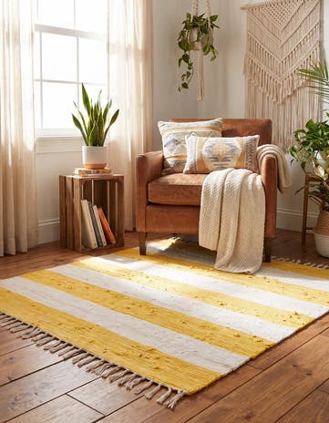 5' 1 x 5' 1 Hand Woven Chindi Rag Square Rug