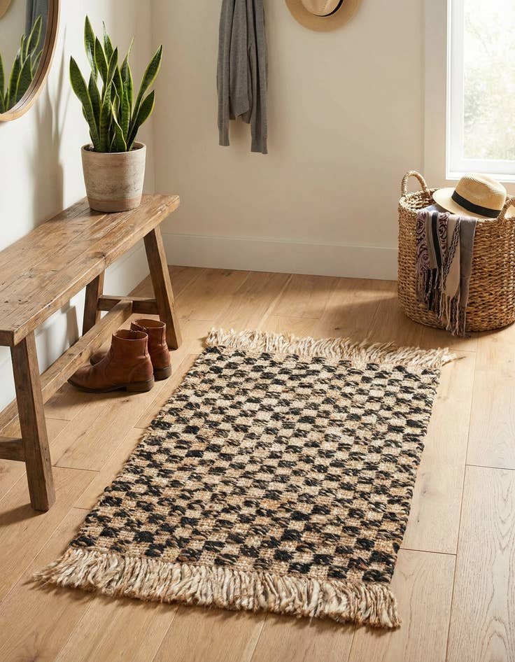 Detail image of 2' 2 x 3' 1 Hand Woven Checkered Jute Wool Rug