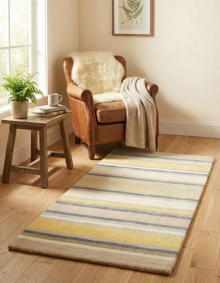 Detail image of 2' 8 x 5' Luna Wool Rug