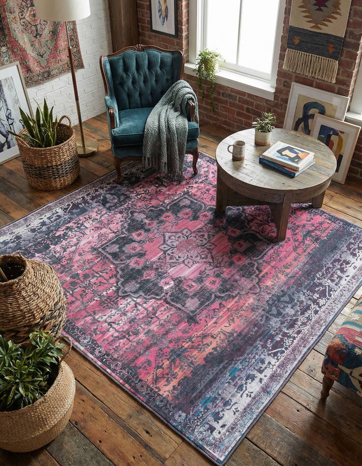 Detail image of 7' 3 x 7' 3  Washable Renaissance Square Rug