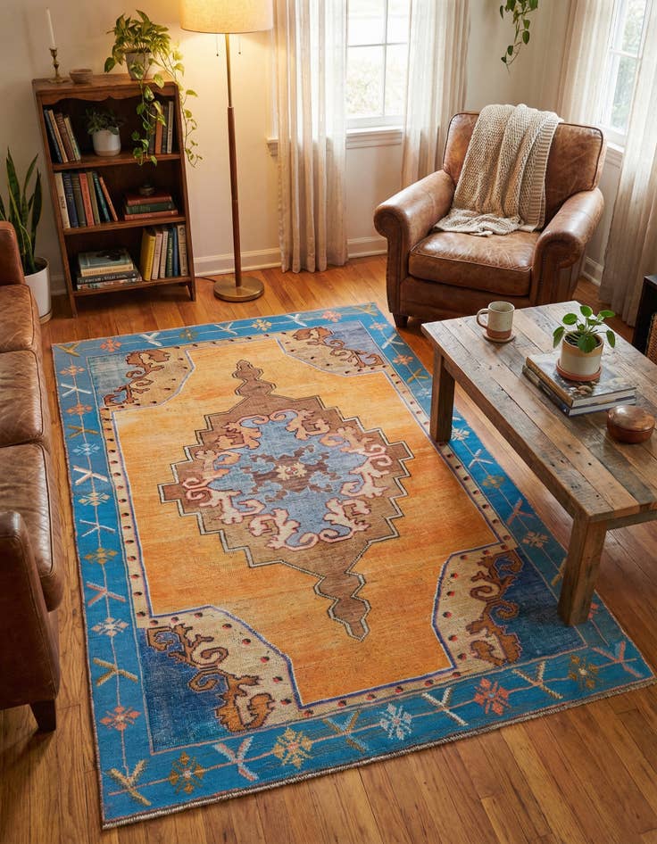 Detail image of 5' x 8' Timeless Rug