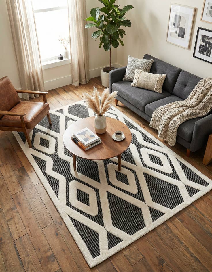 Detail image of 6' x 9' Prismatic Rug