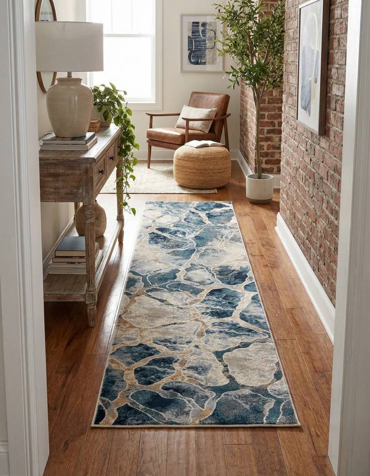 Detail image of 2' x 7' Gossamer Runner Rug