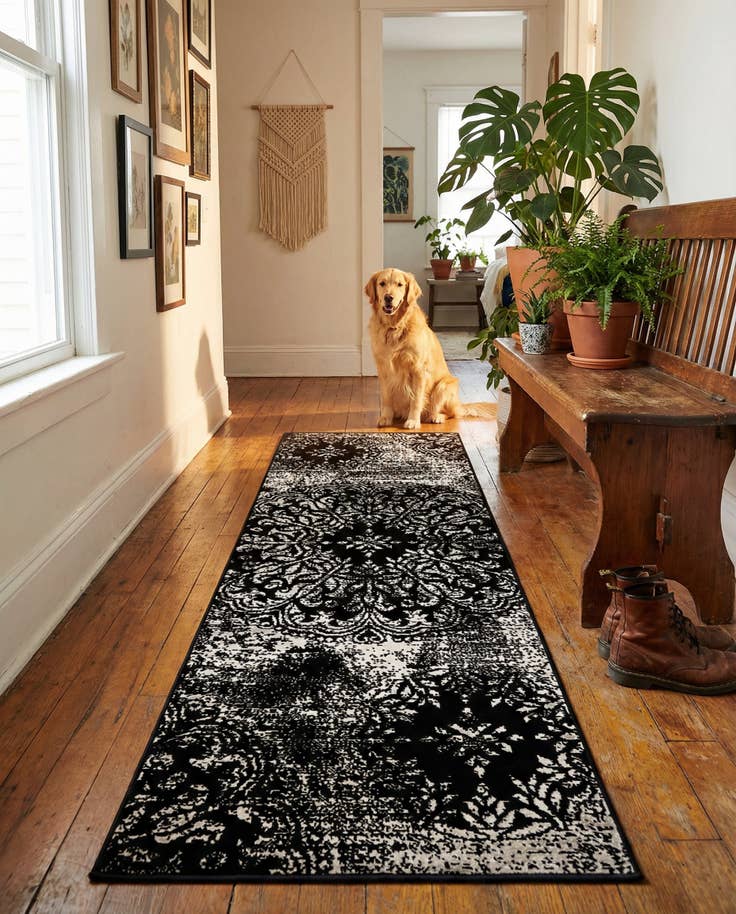 Detail image of 2' x 6' 7 Monte Carlo Runner Rug
