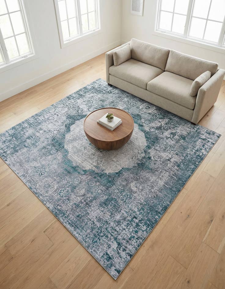 Detail image of 7' 10 x 7' 10  Washable Yara Square Rug