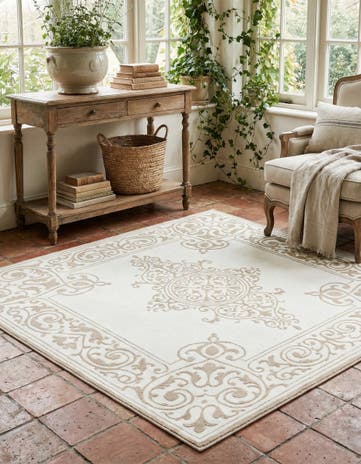 7' 10 x 7' 10 Hermitage Square Rug