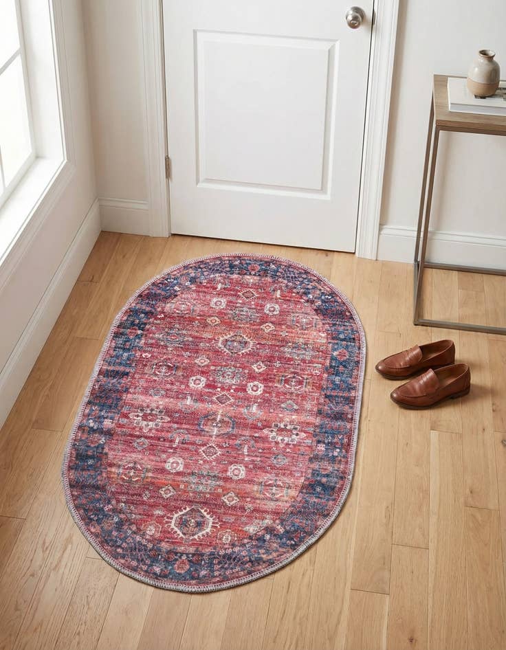 Detail image of 2' x 3' Washable Maahru Oval Rug