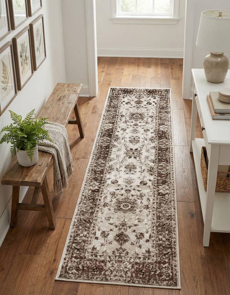 Detail image of 2' x 7' Himalaya Runner Rug