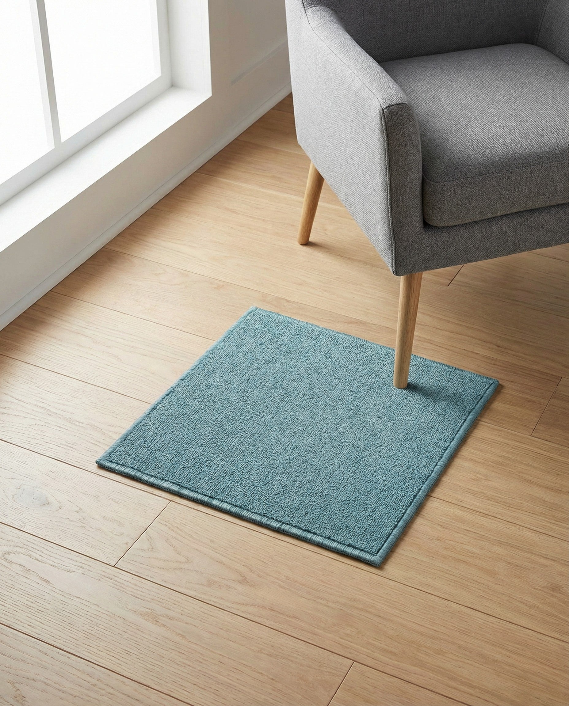 1' 4 x 1' 4 Everyday Solid Sample Rug