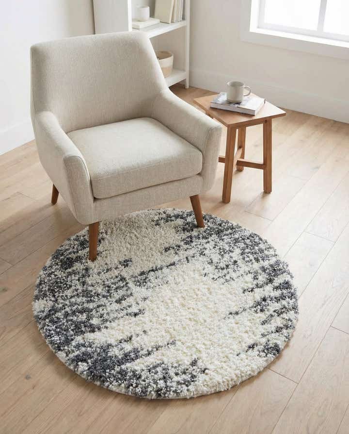 3' 3 x 3' 3 Serenity Shag Round Rug