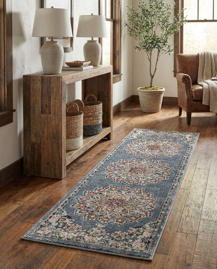 2' x 6' Isabella Runner Rug