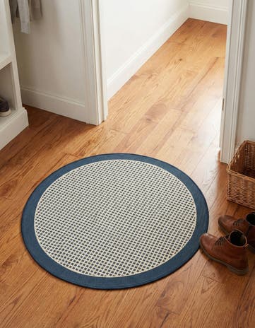 Navy Blue Easy-Clean Border Indoor / Outdoor Round Rug