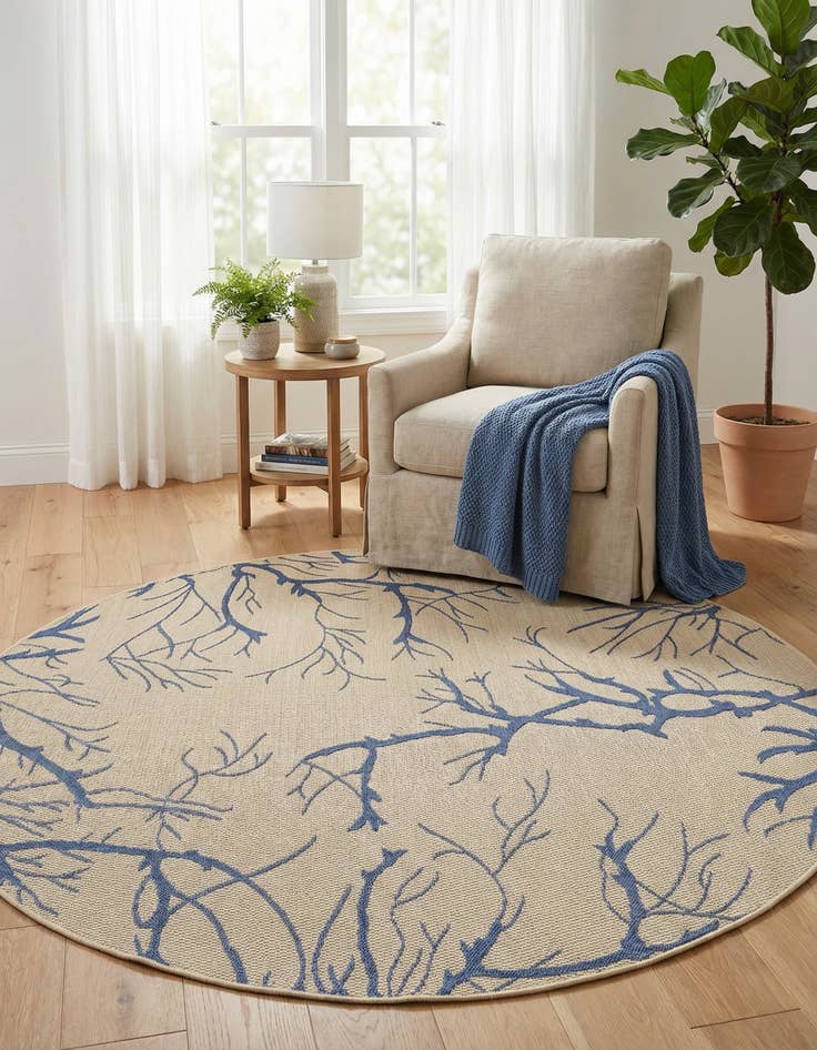 Detail image of 6' x 6' Easy-Clean Botanical Indoor / Outdoor Round Rug