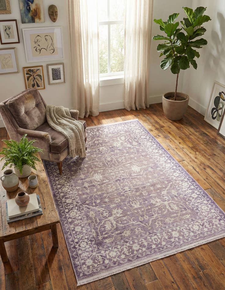 Detail image of 5' x 8' New Vintage Rug