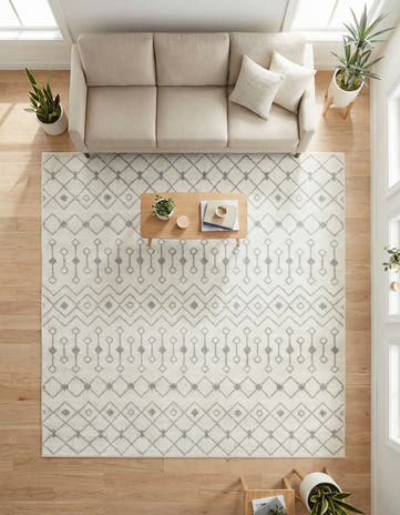 7' 10 x 7' 10 Moroccan Trellis Square Rug