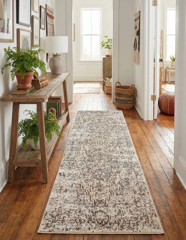 Detail image of 2' 2 x 6' Amulet Runner Rug