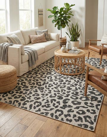 5' 3 x 8' Easy-Clean Safari Indoor / Outdoor Rug